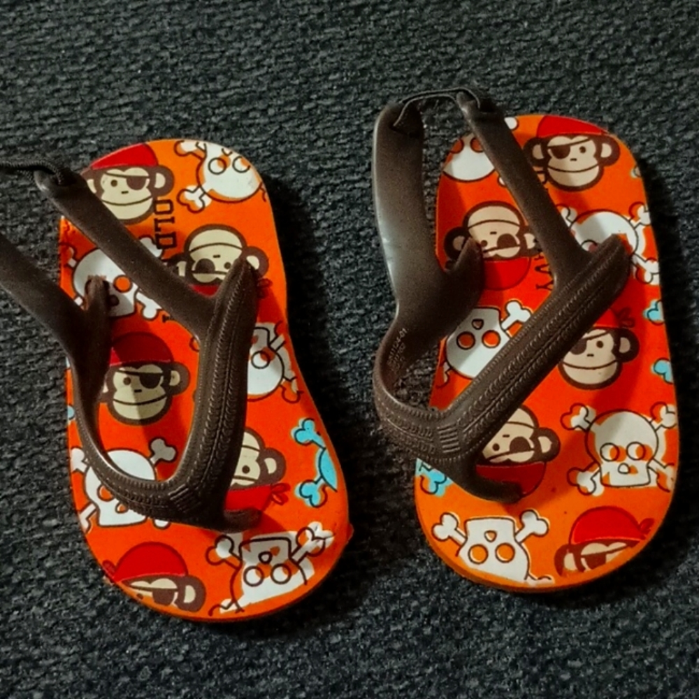Old navy stretchable straps pirate monkey size 12/10